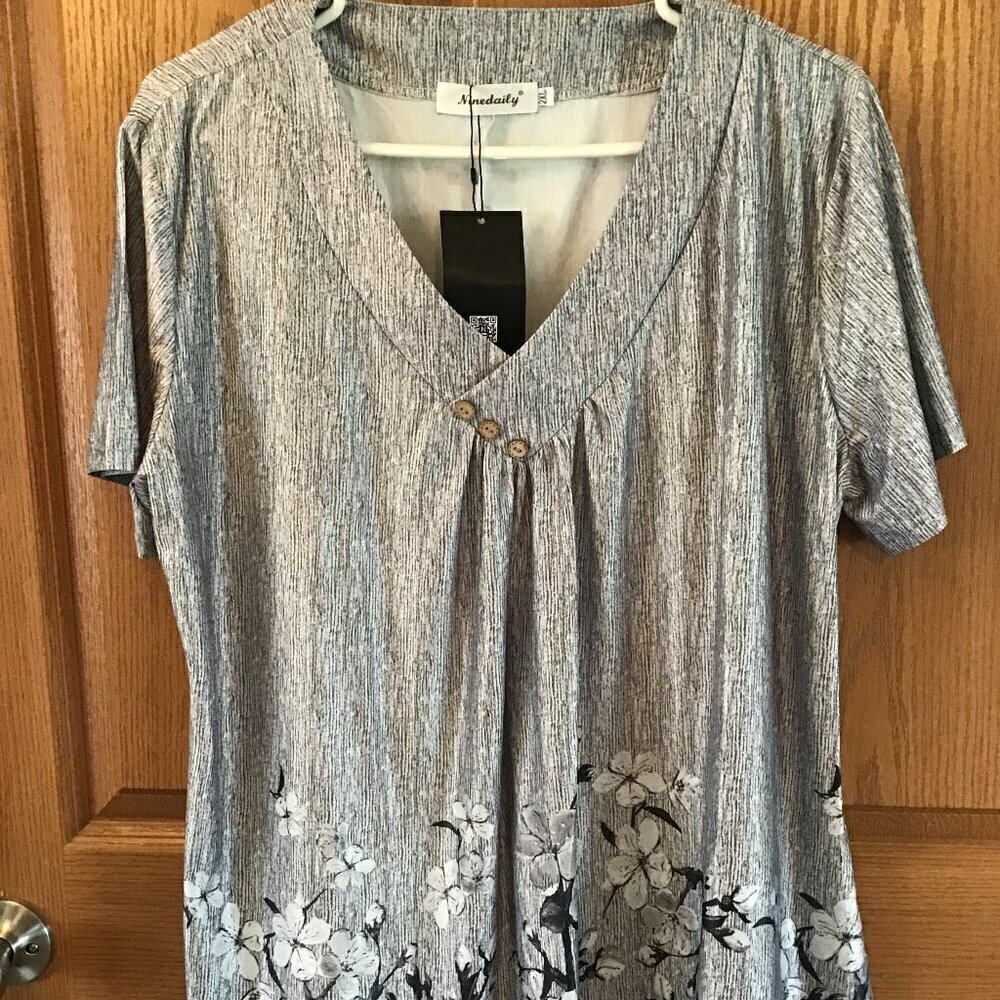 Ninedaily NWT Blouse